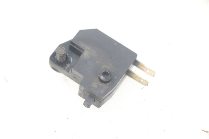 photo de CONTACTOR DE LUZ DE FRENO DERECHO KYMCO AGILITY RS 2T 50 (2009 - 2013) - Detalle de la pieza