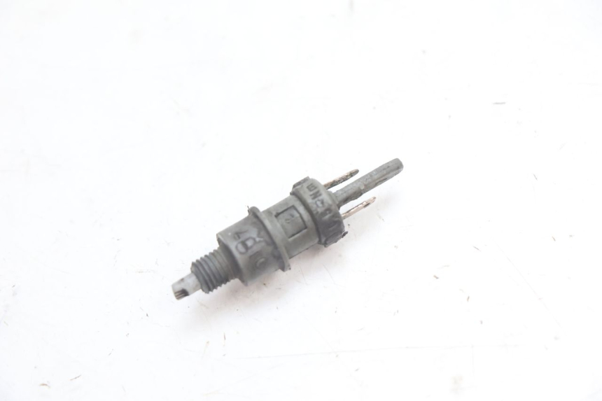 photo de LUZ FRENO INTERRUPTOR DERECHA MBK BOOSTER ROCKET 50 (1995 - 1998) - Vista principal