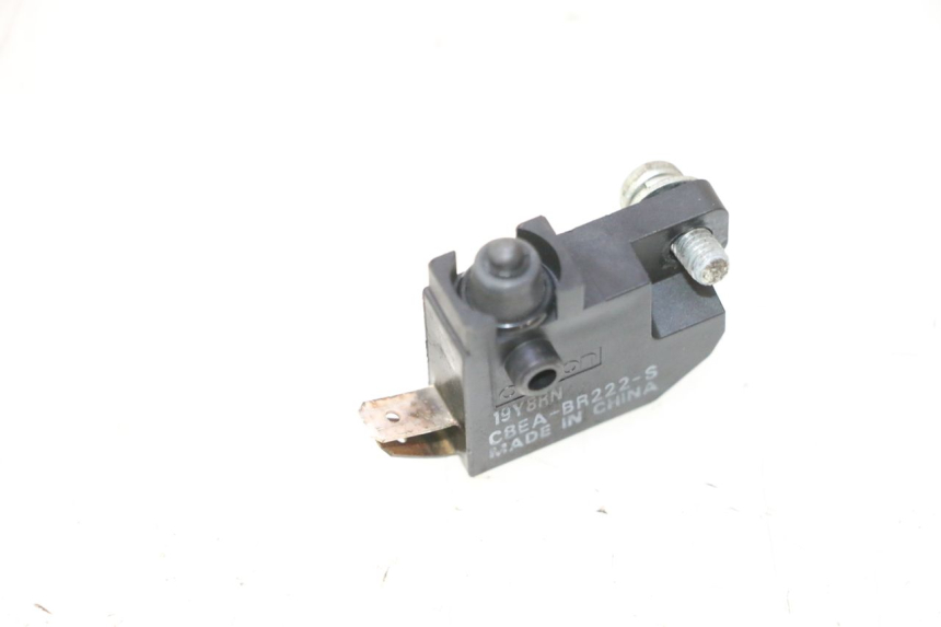 photo de CONTACTOR DE LUZ DE FRENO DERECHO SUZUKI BURGMAN 125 (2007 - 2014) - Otra perspectiva