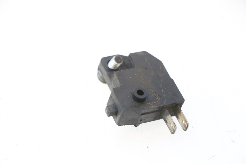 photo de CONTACTOR DE LUZ DE FRENO DERECHO SUZUKI BURGMAN 125 (2007 - 2014) - Detalle de la pieza