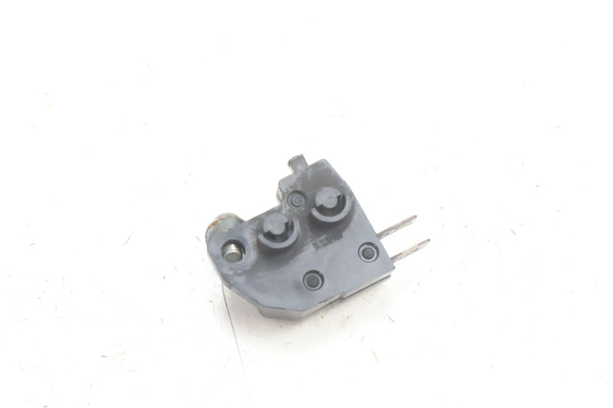 photo de CONTACTOR DE LUZ DE FRENO DERECHO SUZUKI BURGMAN 125 (2007 - 2014) - Zoom estado de uso