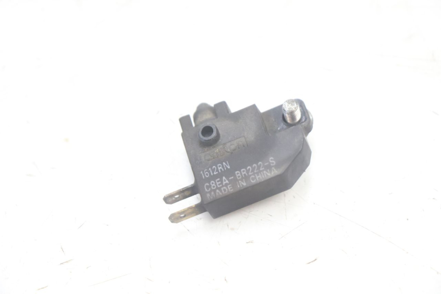 photo de LUZ FRENO INTERRUPTOR DERECHA SUZUKI BURGMAN EXECUTIVE ABS 650 (2006 - 2012) - Zoom estado de uso