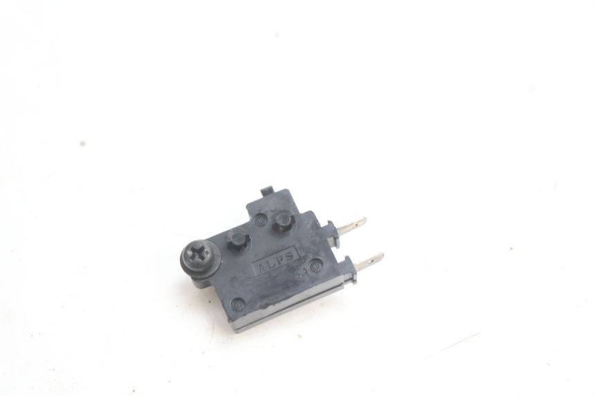 photo de LUZ FRENO INTERRUPTOR DERECHA HONDA CB F HORNET 600 (2005 - 2006) - Vista principal