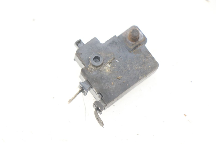 photo de CONTACTOR DE LUZ DE FRENO DERECHO HONDA CBR RR FIREBLADE 900 (1992 - 1994) - Zoom estado de uso