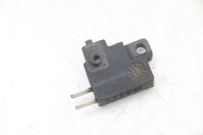 photo de CONTACTOR DE LUZ DE FRENO DERECHO KYMCO DINK 4T 50 (2007 - 2018) - Vista principal