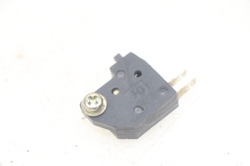 photo de CONTACTOR DE LUZ DE FRENO DERECHO PEUGEOT DJANGO 4T 50 (2014 - 2019) - Vista principal
