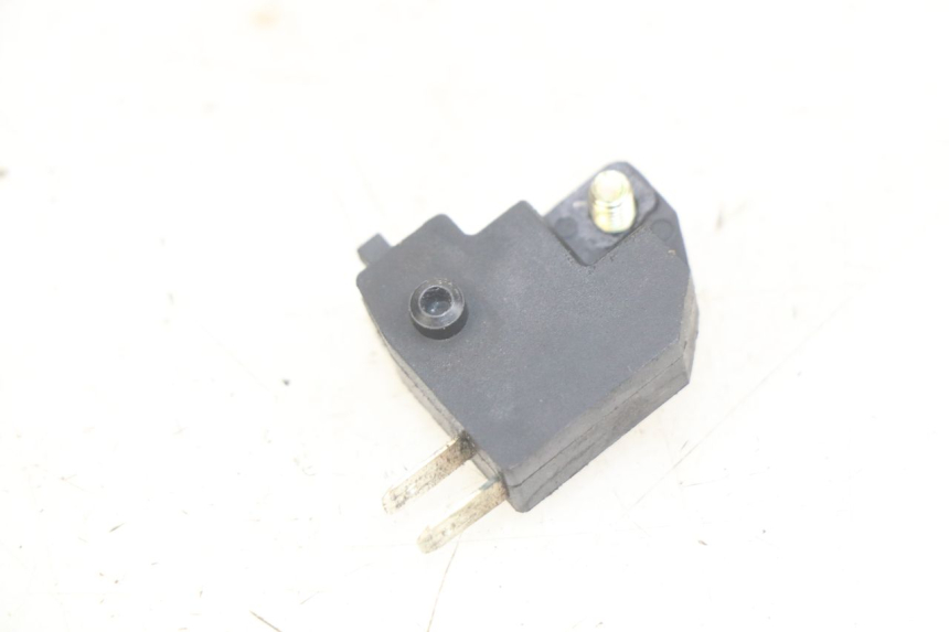 photo de CONTACTOR DE LUZ DE FRENO DERECHO PEUGEOT DJANGO 4T 50 (2014 - 2019) - Detalle de la pieza