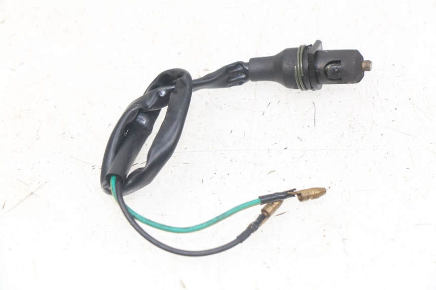 photo de CONTACTOR DE LUZ DE FRENO DERECHO JM MOTORS EVOLIS 4T 50 (2018 - 2022) - Detalle de la pieza