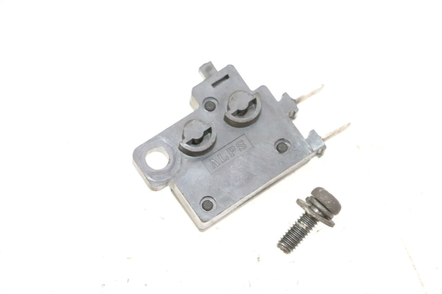 photo de CONTACTOR DE LUZ DE FRENO DERECHO HONDA FES S-WING SWING ABS 125 (2007 - 2015) - Vista principal