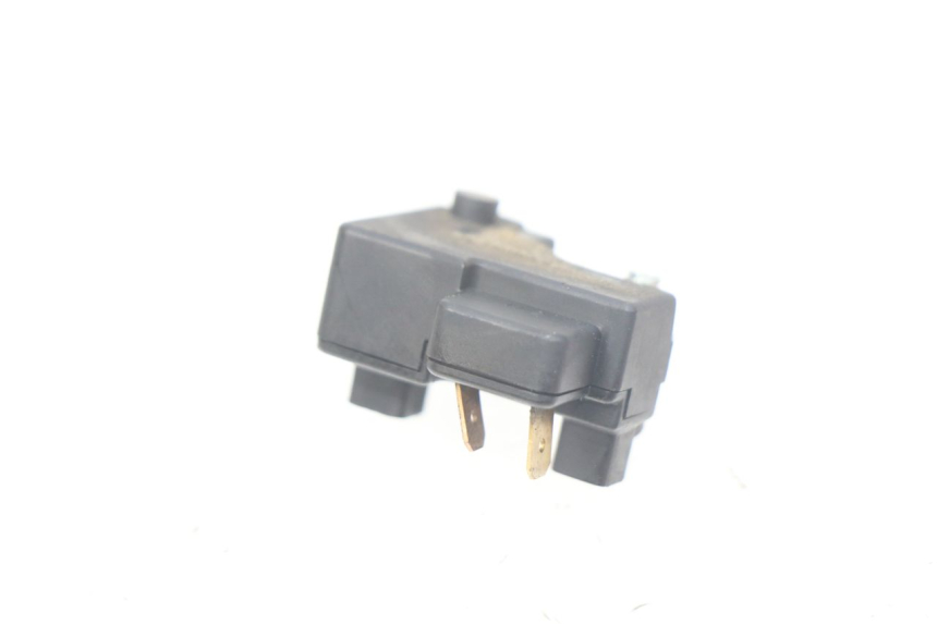 photo de CONTACTOR DE LUZ DE FRENO DERECHO YAMAHA FJR ABS 1300 (2006 - 2012) - Detalle de la pieza