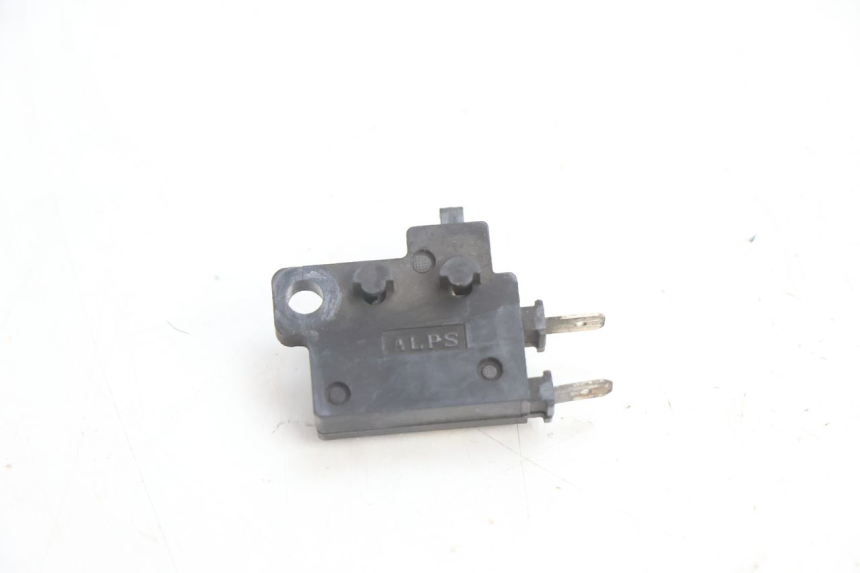 photo de LUZ FRENO INTERRUPTOR DERECHA YAMAHA FJR 1300 (2001 - 2005) - Vista principal
