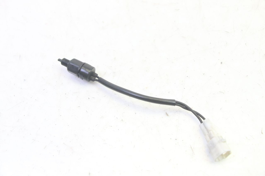 photo de LUZ FRENO INTERRUPTOR DERECHA PIAGGIO FLY 4T 50 (2013 - 2017) - Zoom estado de uso