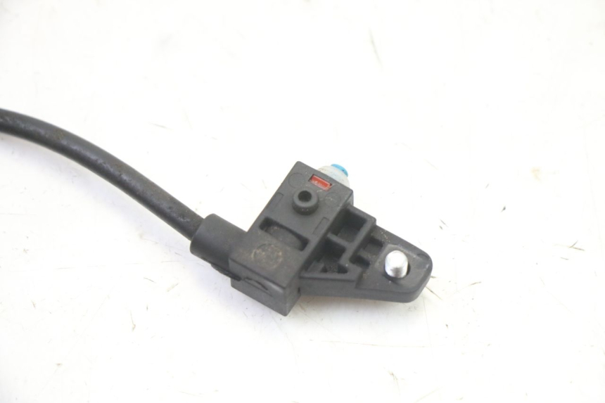 photo de CONTACTOR DE LUZ DE FRENOS DERECHO VENESI FLY RETRO 4T 50 (2020 - 2025) - Vista general del producto