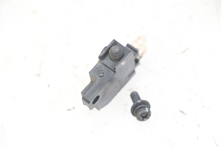 photo de LUZ FRENO INTERRUPTOR DERECHA HONDA FORZA ABS 300 (2013 - 2017) - Detalle de la pieza