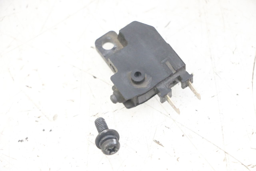 photo de LUZ FRENO INTERRUPTOR DERECHA HONDA FORZA ABS 300 (2013 - 2017) - Zoom estado de uso