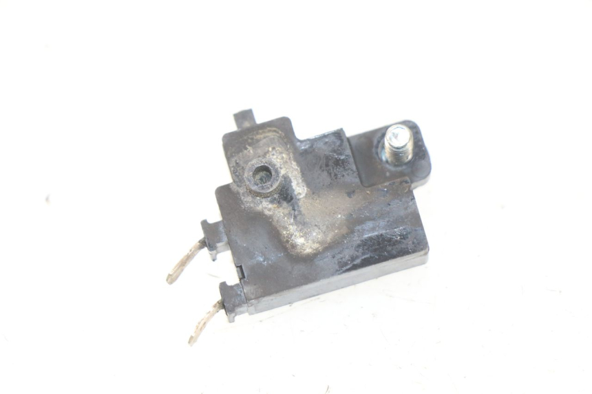 photo de LUZ FRENO INTERRUPTOR DERECHA YAMAHA FZ8 800 (2010 - 2016) - Zoom estado de uso