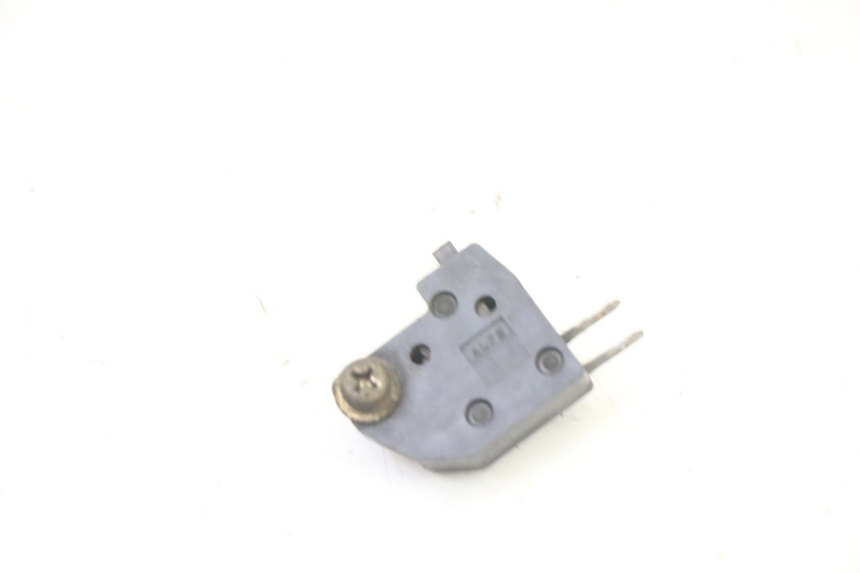 photo de LUZ FRENO INTERRUPTOR DERECHA SUZUKI GS GSE 500 (2001 - 2003) - Vista principal
