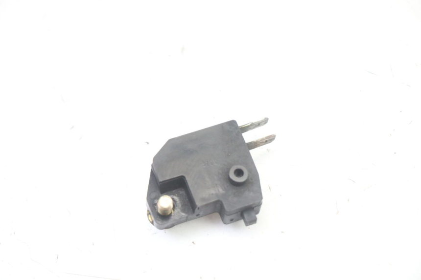 photo de LUZ FRENO INTERRUPTOR DERECHA SUZUKI GS GSE 500 (2001 - 2003) - Otra perspectiva