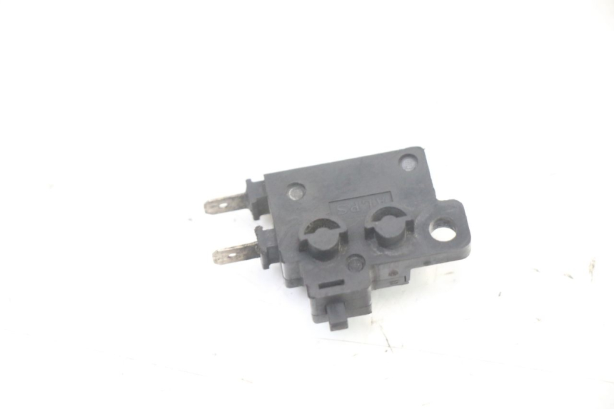 photo de CONTACTOR DE LUZ DE FRENO DERECHO HONDA FES S-WING SWING ABS 125 (2007 - 2015) - Detalle de la pieza
