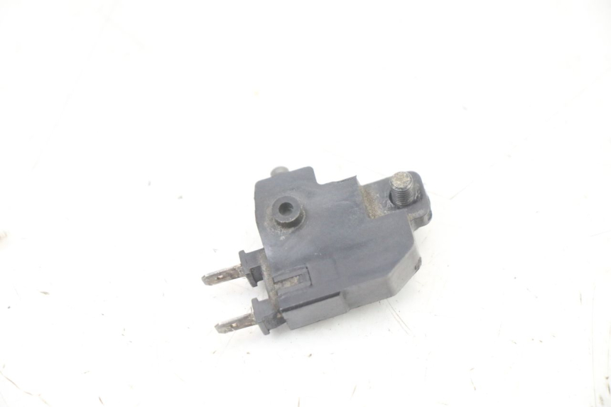 photo de LUZ FRENO INTERRUPTOR DERECHA HONDA SH i 300 (2015 - 2020) - Zoom estado de uso
