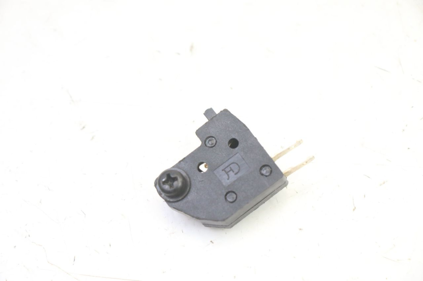 photo de LUZ FRENO INTERRUPTOR DERECHA PEUGEOT KISBEE 4T 50 (2018 - 2022) - Vista principal