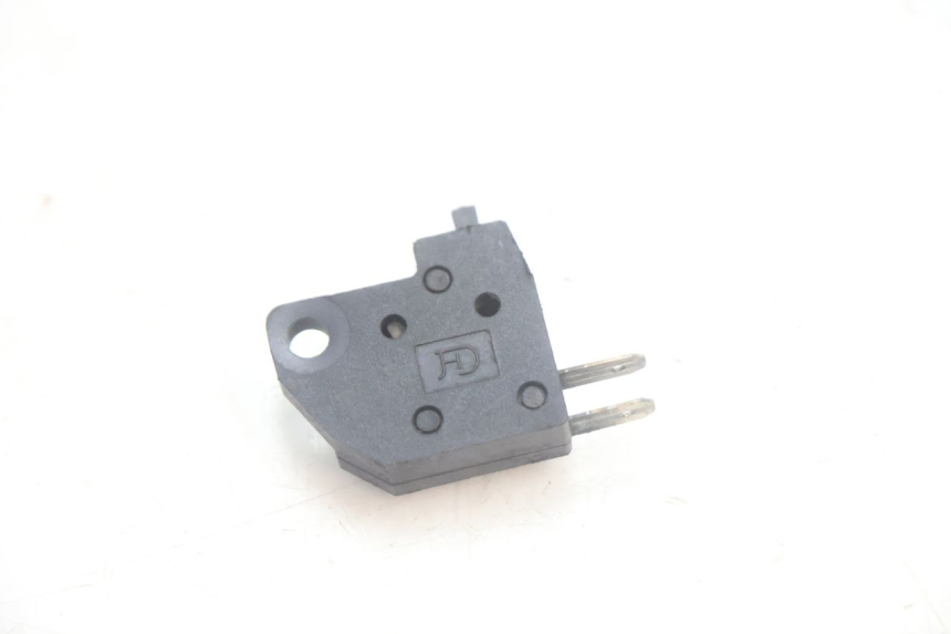 photo de LUZ FRENO INTERRUPTOR DERECHA PEUGEOT KISBEE 4T 50 (2010 - 2017) - Vista principal