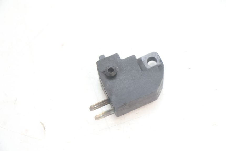 photo de LUZ FRENO INTERRUPTOR DERECHA PEUGEOT KISBEE 4T 50 (2010 - 2017) - Otra perspectiva