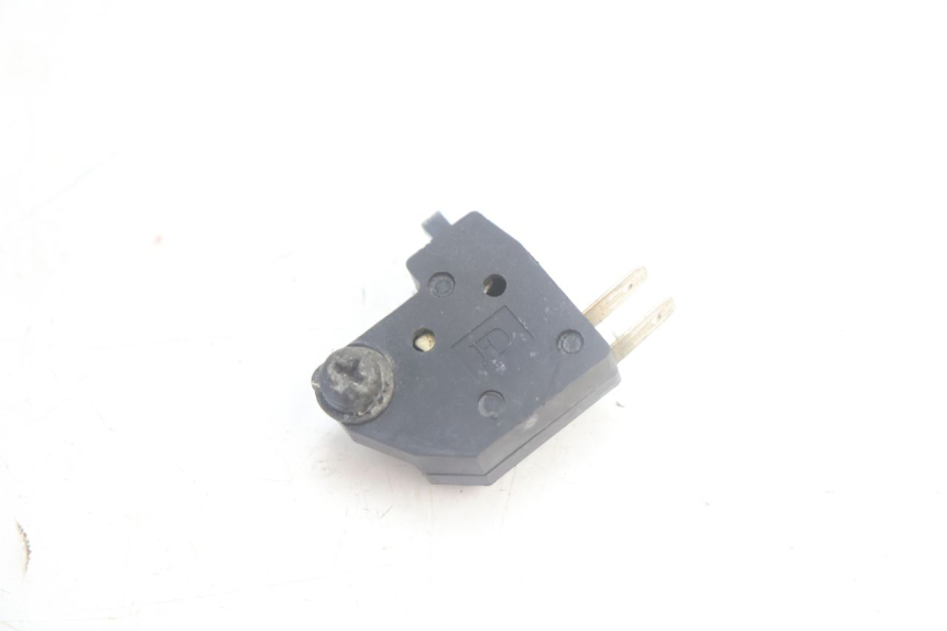 photo de LUZ FRENO INTERRUPTOR DERECHA PEUGEOT KISBEE 4T 50 (2018 - 2022) - Vista principal