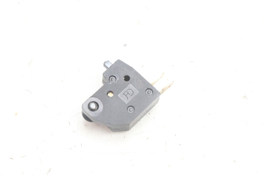 photo de LUZ FRENO INTERRUPTOR DERECHA PEUGEOT KISBEE 4T 50 (2010 - 2017) - Otra perspectiva