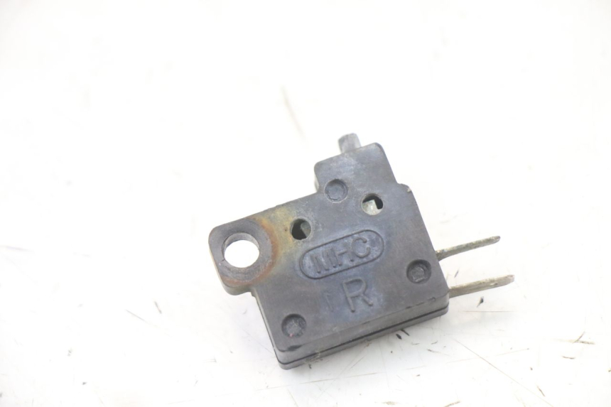 photo de LUZ FRENO INTERRUPTOR DERECHA KYMCO STRYKER OFF ROAD 125 (1999 - 2005) - Vista principal
