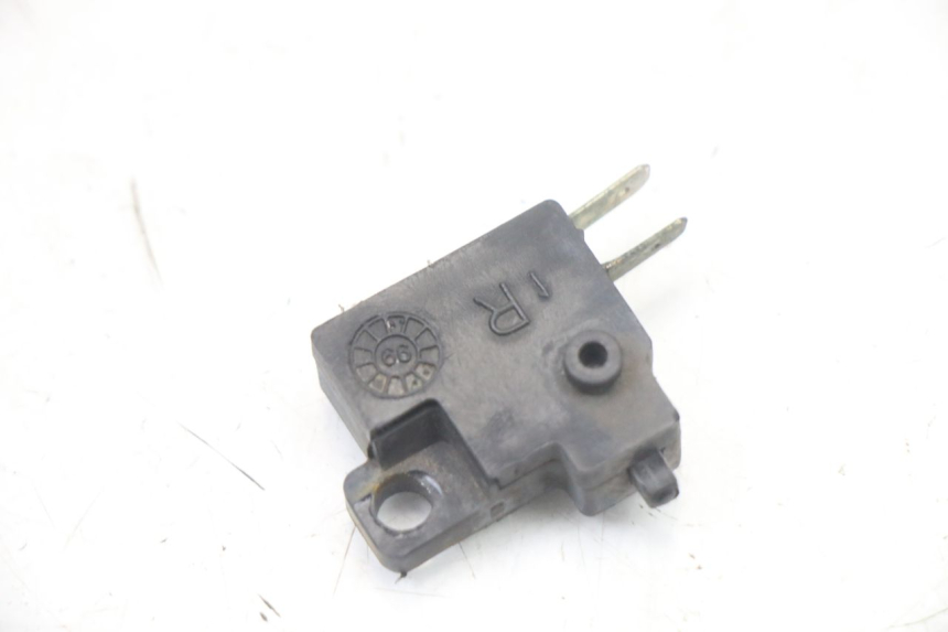 photo de LUZ FRENO INTERRUPTOR DERECHA KYMCO STRYKER OFF ROAD 125 (1999 - 2005) - Otra perspectiva