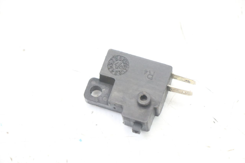 photo de LUZ FRENO INTERRUPTOR DERECHA KYMCO XCITING 500 (2007 - 2010) - Otra perspectiva