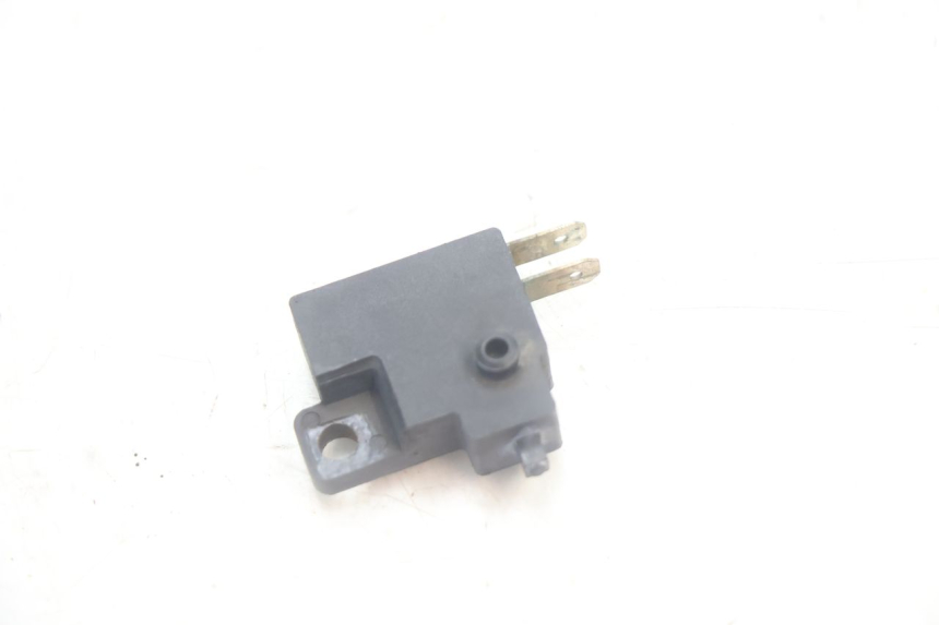 photo de LUZ FRENO INTERRUPTOR DERECHA KYMCO LIKE 125 (2009 - 2016) - Otra perspectiva