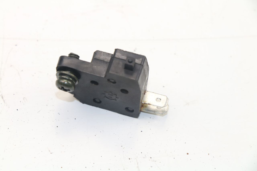 photo de LUZ FRENO INTERRUPTOR DERECHA SAMPO LY50QT-21 50 (2009 - 2014) - Zoom estado de uso