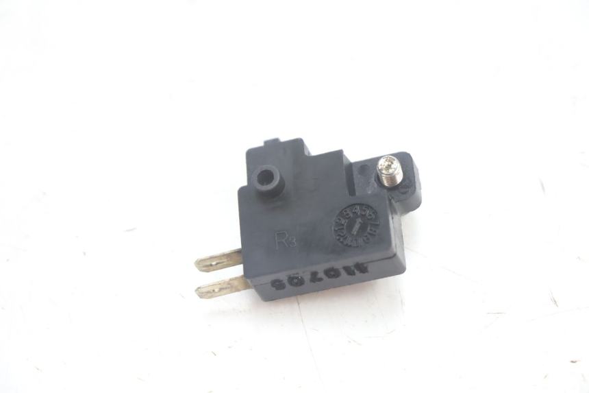photo de LUZ FRENO INTERRUPTOR DERECHA SYM MIO 50 (2005 - 2010) - Zoom estado de uso