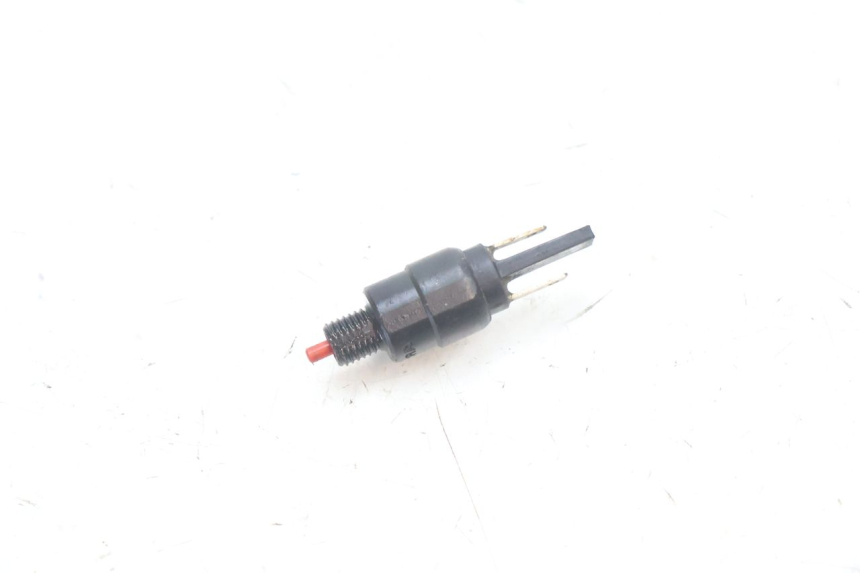 photo de LUZ FRENO INTERRUPTOR DERECHA PIAGGIO MP3 500 (2016 - 2018) - Vista principal
