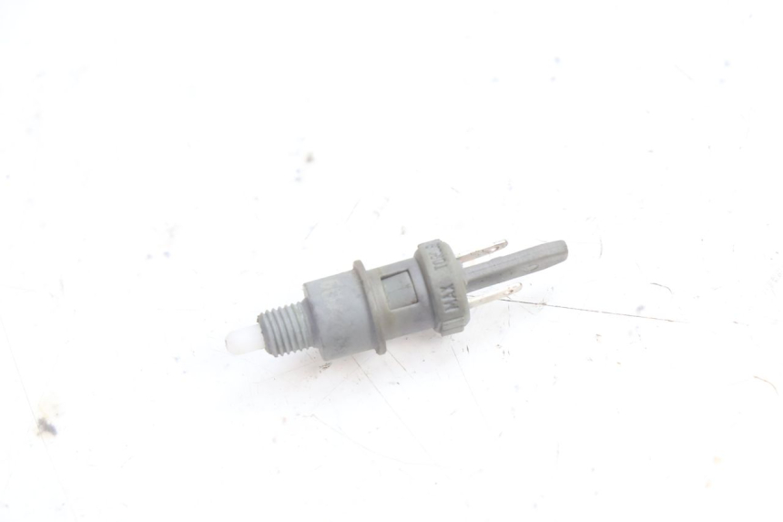 photo de LUZ FRENO INTERRUPTOR DERECHA RIEJU MRT PRO SUPERMOTARD 50 (2007 - 2018) - Detalle de la pieza