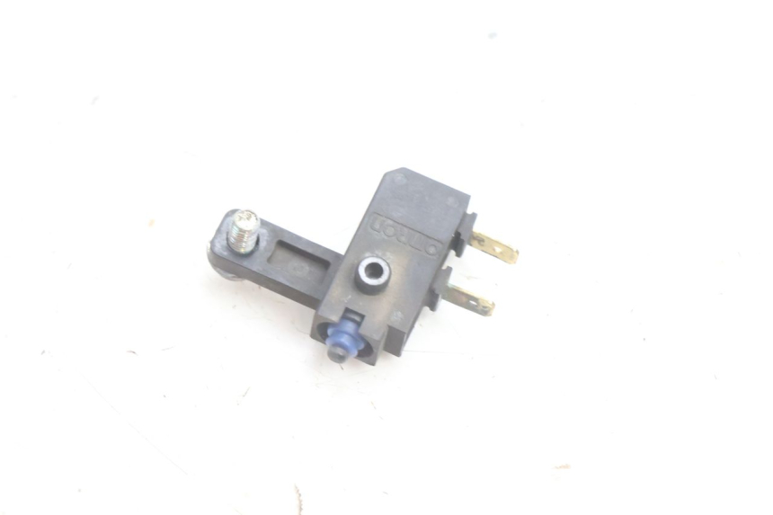 photo de LUZ FRENO INTERRUPTOR DERECHA YAMAHA N-MAX NMAX 125 (2021 - 2024) - Otra perspectiva