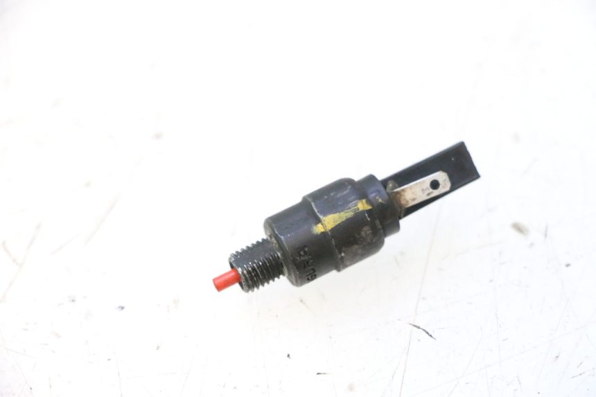 photo de LUZ FRENO INTERRUPTOR DERECHA PIAGGIO NEW TYPHOON 50 (2018 - 2021) - Detalle de la pieza