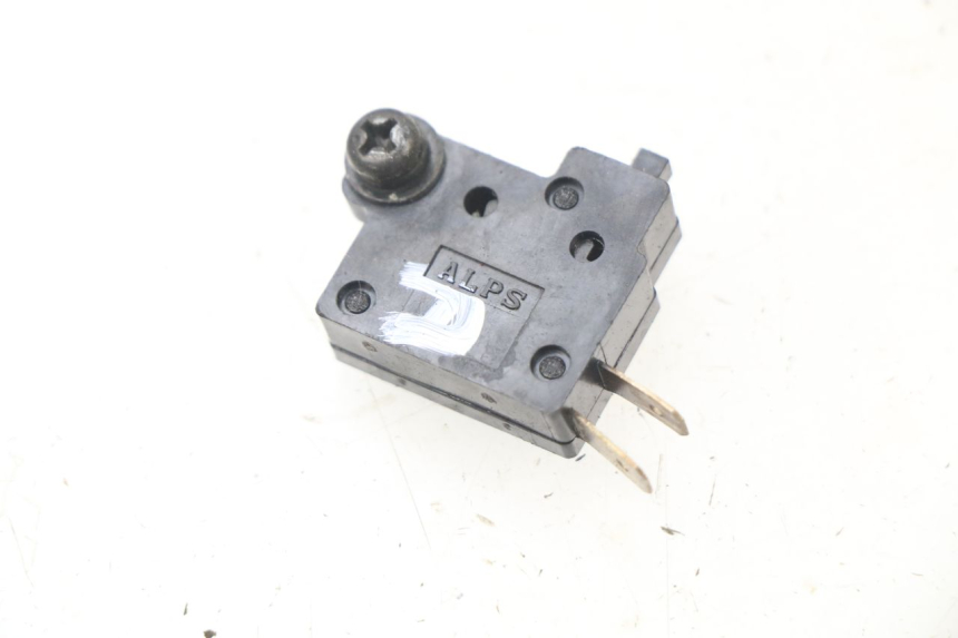 photo de CONTACTOR DE LUZ DE FRENO DERECHO HONDA NHX LEAD 110 (2008 - 2010) - Vista principal