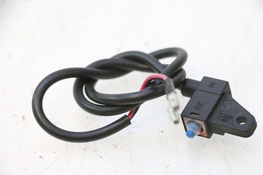 photo de CONTACTOR DE LUZ DE FRENO DERECHO JM MOTORS OLDIES 4T 50 (2010 - 2020) - Vista principal