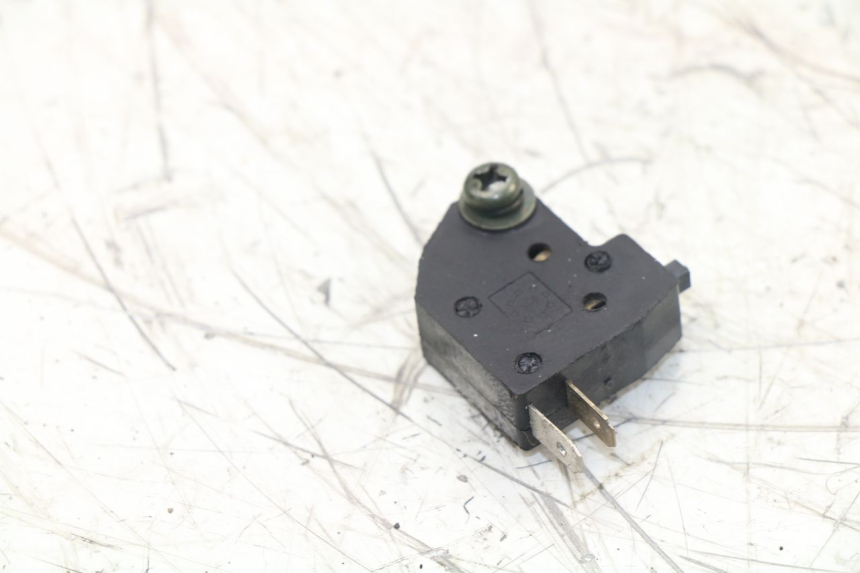 photo de LUZ FRENO INTERRUPTOR DERECHA SYM ORBIT 2 2T 50 (2008 - 2018) - Zoom estado de uso