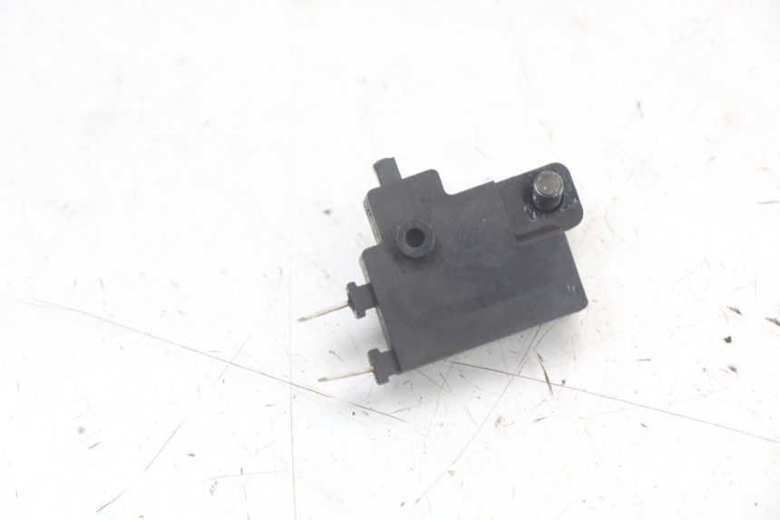 photo de LUZ FRENO INTERRUPTOR DERECHA HONDA PCX (JF28) 125 (2009 - 2011) - Zoom estado de uso