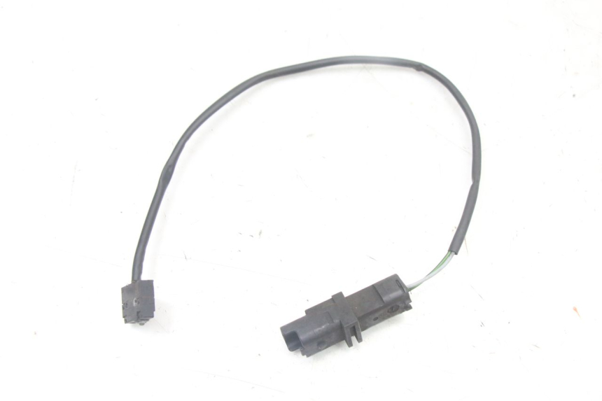 photo de LUZ FRENO INTERRUPTOR DERECHA PEUGEOT SATELIS COMPRESSOR K15 125 (2006 - 2009) - Vista principal