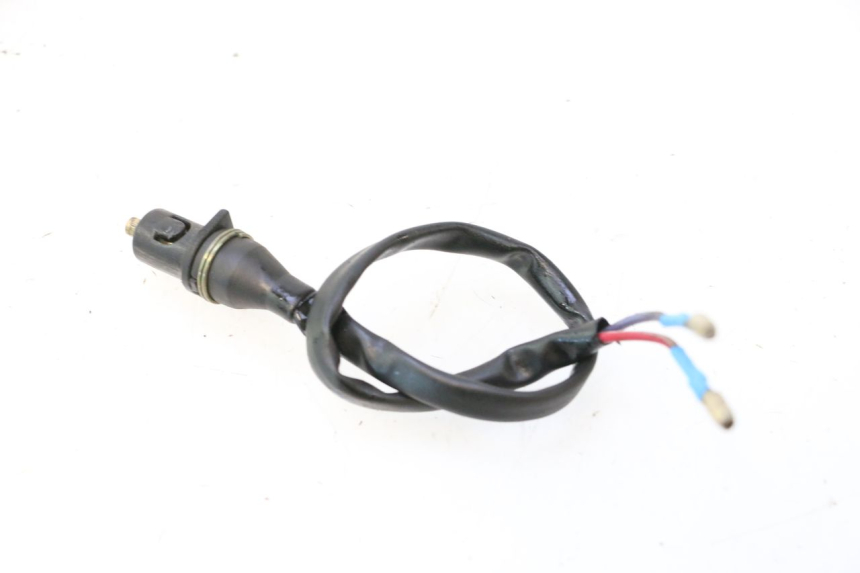 photo de CONTACTOR DE LUZ DE FRENO DERECHO KEEWAY RY6 2T 50 (2011 - 2019) - Zoom estado de uso