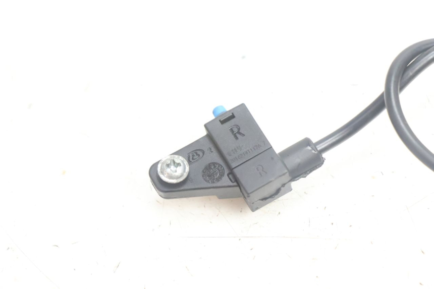 photo de LUZ FRENO INTERRUPTOR DERECHA JM MOTORS SANTANA EVO 50 (2024 - 2026) - Detalle de la pieza