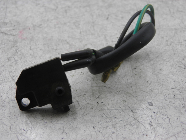 photo de LUZ FRENO INTERRUPTOR DERECHA SHENKE WACOX 50 (2010 - 2016) - Otra perspectiva