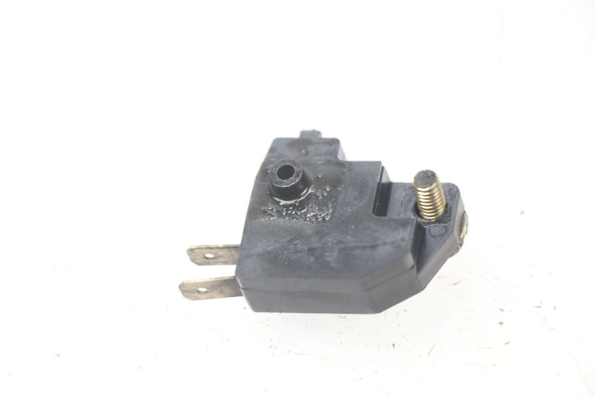 photo de LUZ FRENO INTERRUPTOR DERECHA TRIUMPH SPEED TRIPLE 1050 (2005 - 2007) - Detalle de la pieza