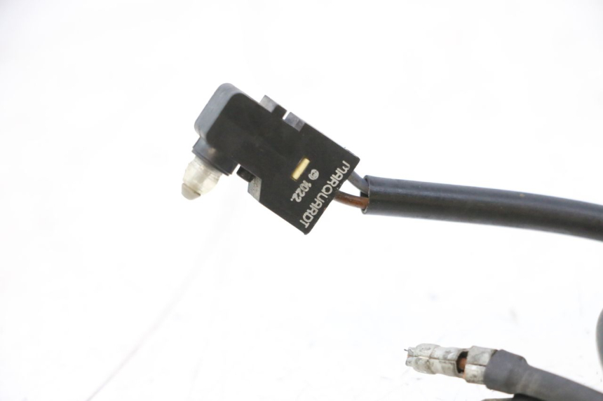 photo de LUZ FRENO INTERRUPTOR DERECHA DUCATI SS IE DS CARENEE 1000 (2002 - 2006) - Otra perspectiva