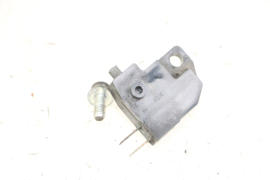 photo de CONTACTOR DE LUZ DE FRENO DERECHO SUZUKI BURGMAN 125 (2007 - 2014) - Detalle de la pieza